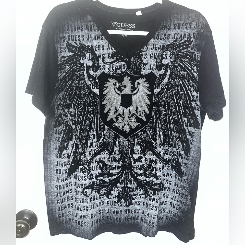 Guess T -shirt